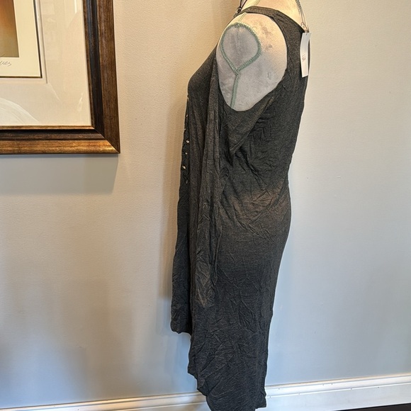 Bear Dance Heat gold flower cold shoulder tunic NWT S - Picture 4 of 11